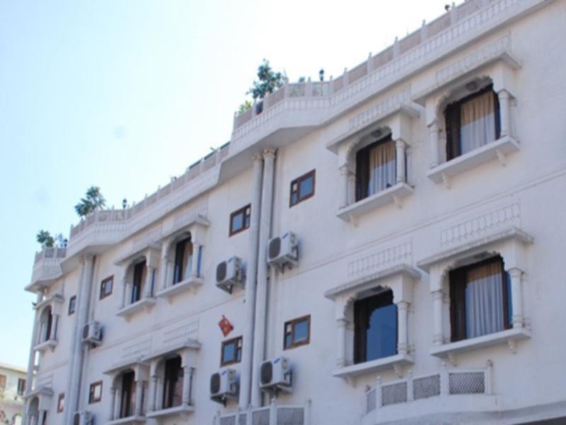 Hotel Amanda Crown Jaipur Kukas Zewnętrze zdjęcie