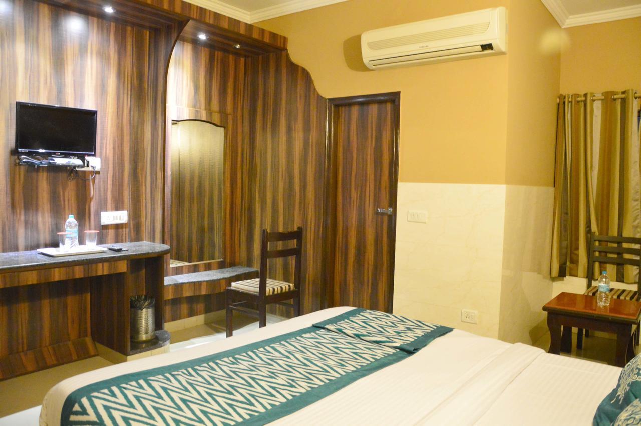 Hotel Amanda Crown Jaipur Kukas Zewnętrze zdjęcie