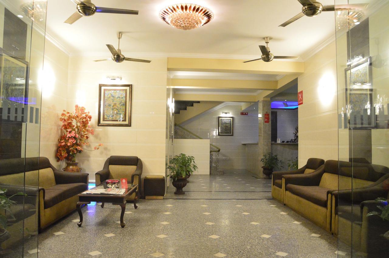 Hotel Amanda Crown Jaipur Kukas Zewnętrze zdjęcie